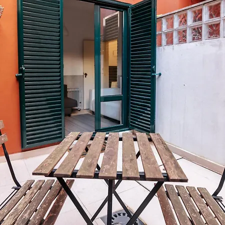 Tagus River&terrace Flat * Lizbona